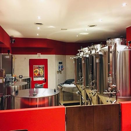 De La Tour Hotel Тирано Екстериор снимка