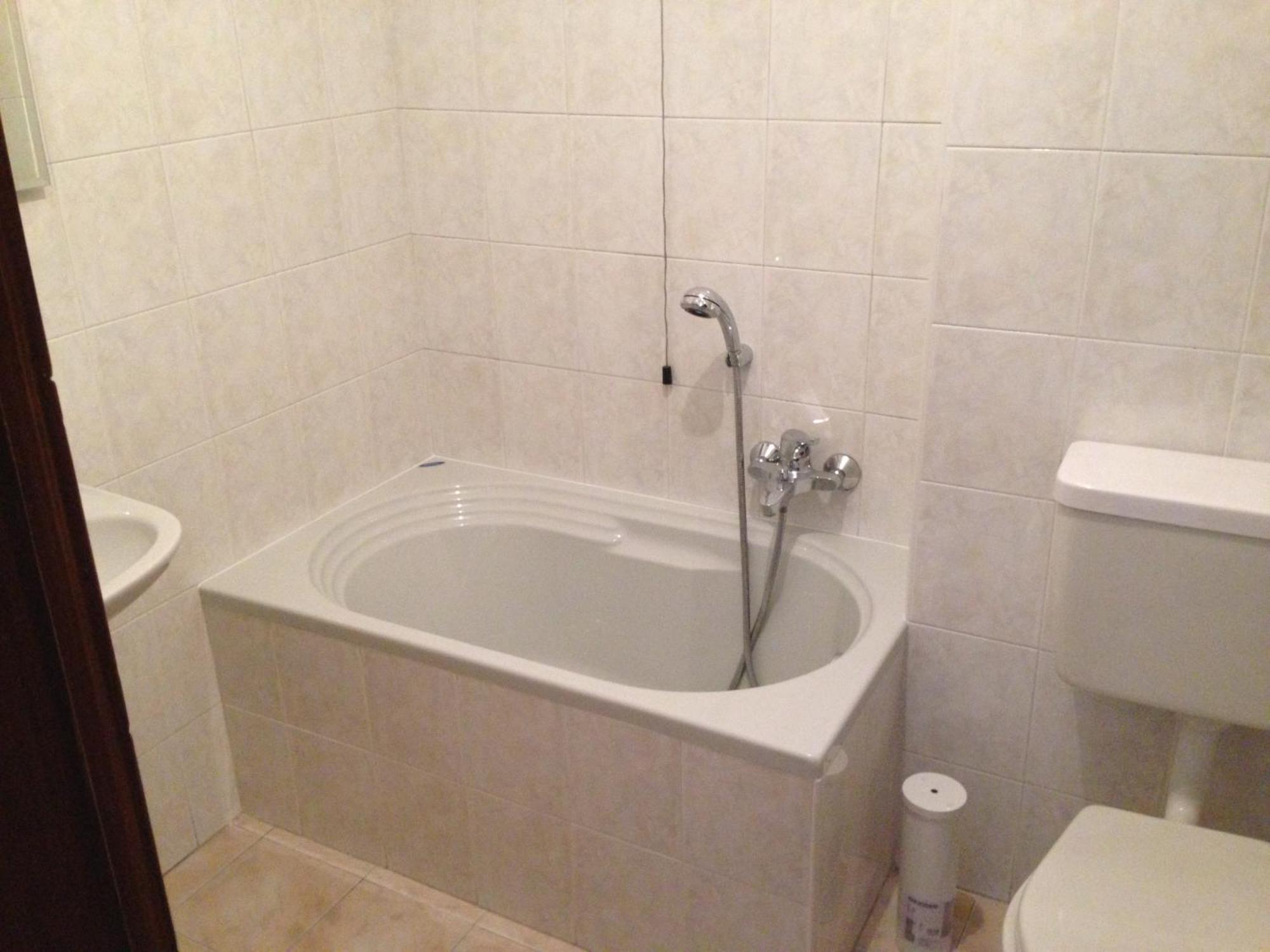 De La Tour Hotel Тирано Екстериор снимка