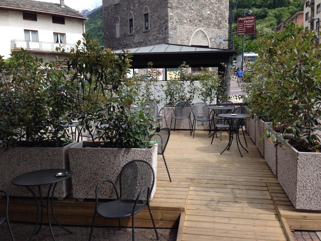 De La Tour Hotel Тирано Екстериор снимка