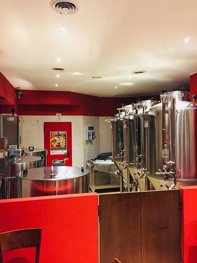 De La Tour Hotel Тирано Екстериор снимка